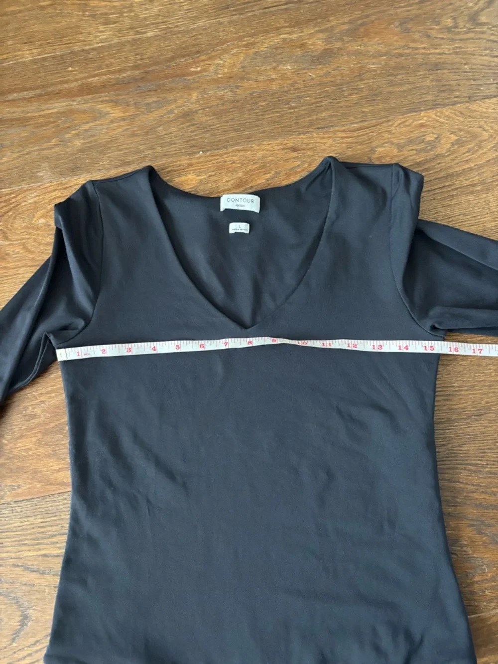 Aritzia Contour Black V-Neck Long Sleeve Bodysuit - Picture 11 of 13